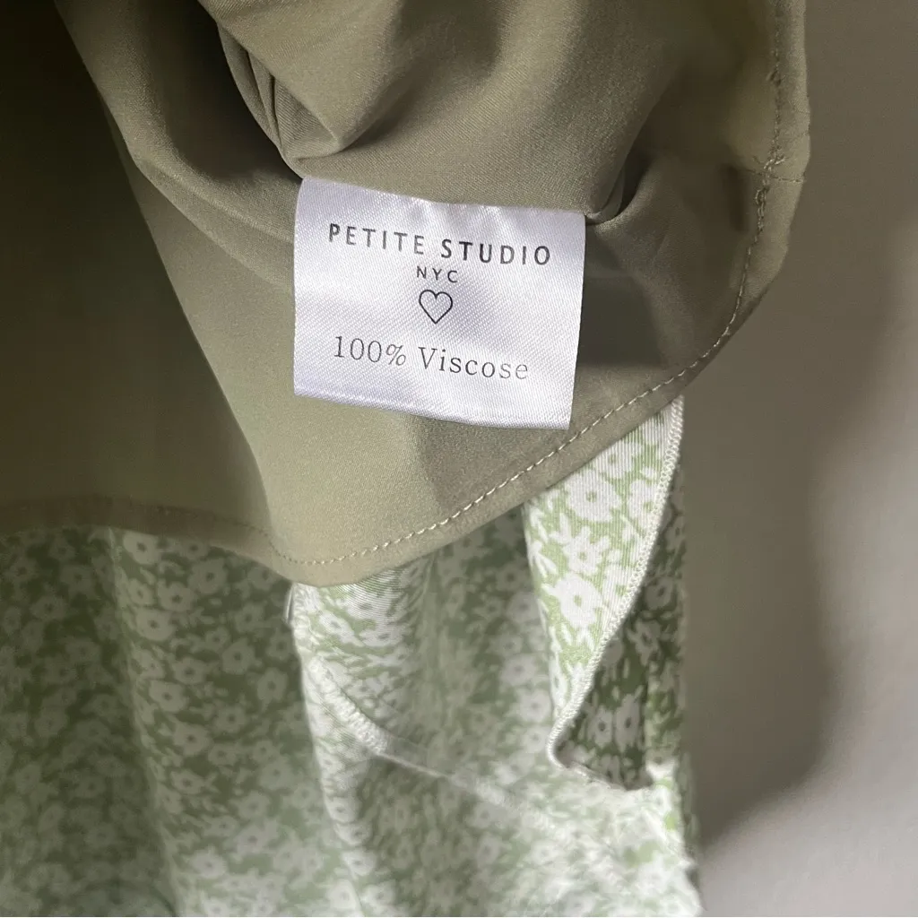 Petite Studio NYC Virginia Dress in Mint Floral Green - Image 16