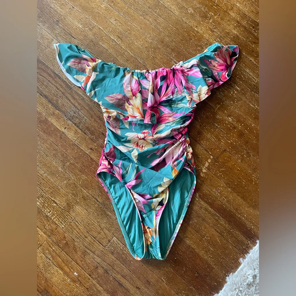 La‎ Blanca Floral Ruffle Off Shoulder One Piece Swimsuit Ruched Size 6 - Image 2