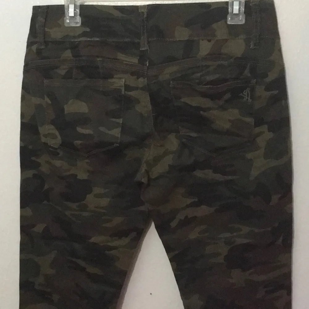 Camo VIP JEANS brand - Image 4