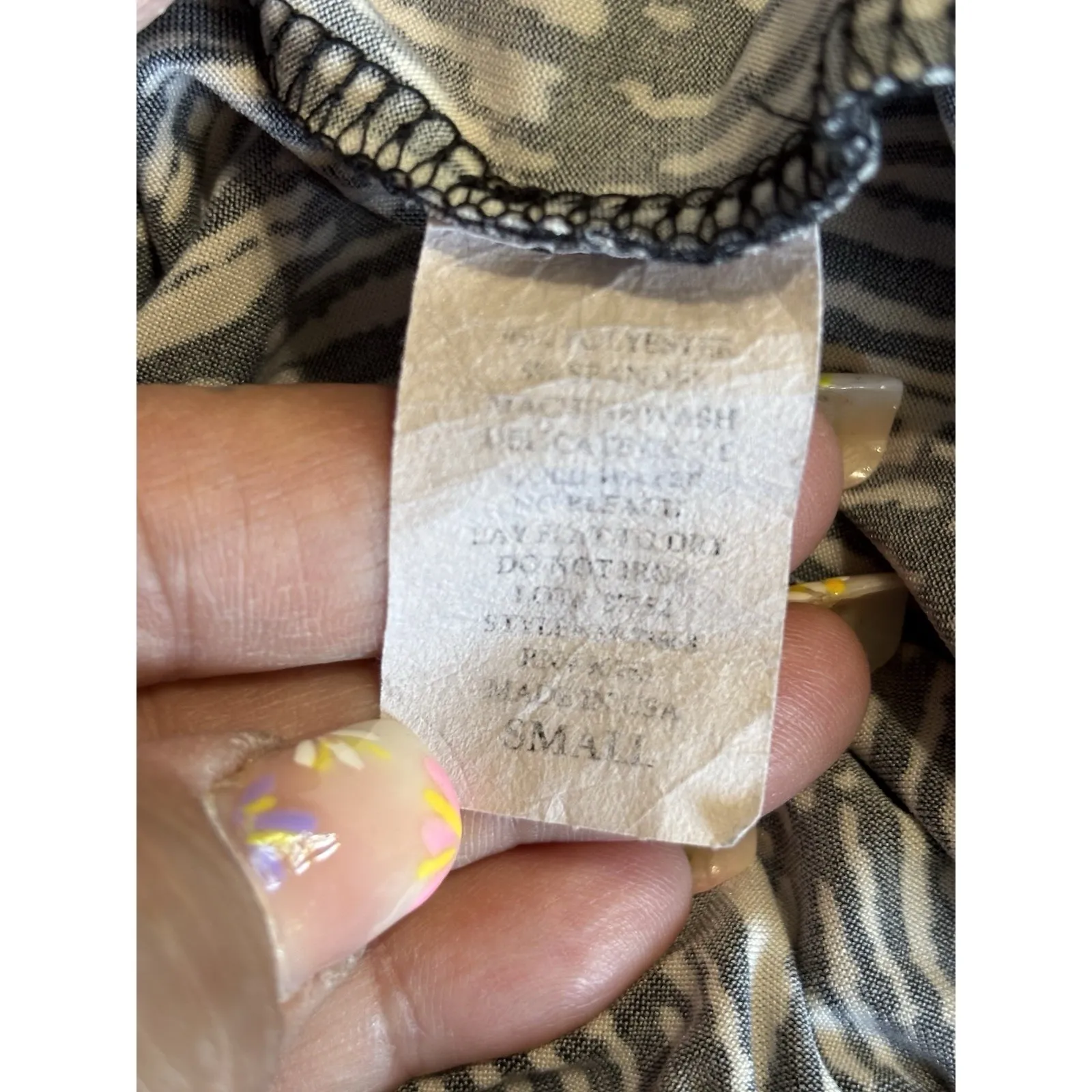 Jason Maxwell Black/White Geo Wrap/Tie Short Sleeve V Neck Blouse Size PS - Image 7