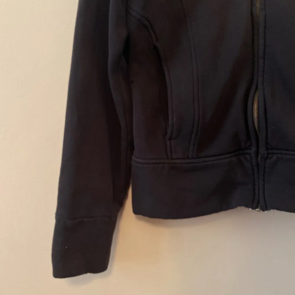 Puma Retro Black Full Zip Up Jacket Size Medium - Image 3