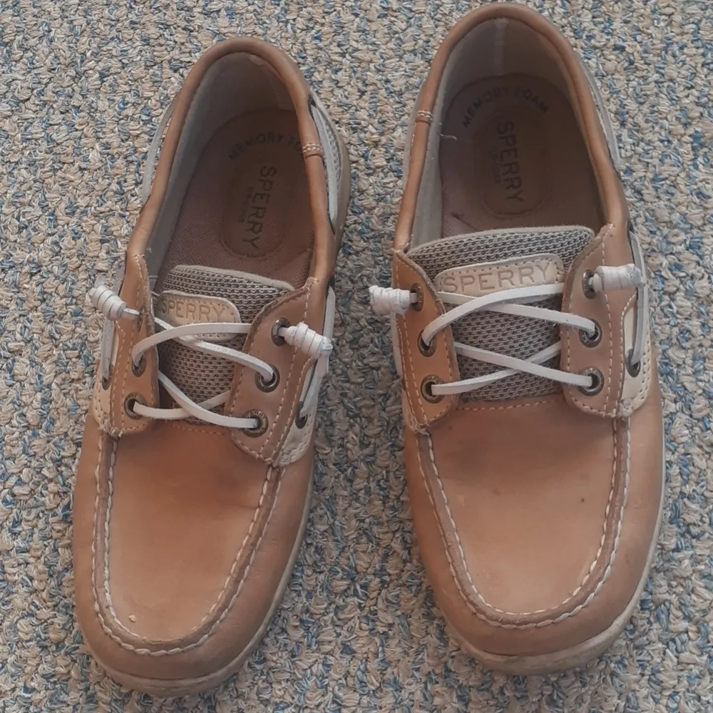 Sperry Memory Foam SIZE 7 - Image 2