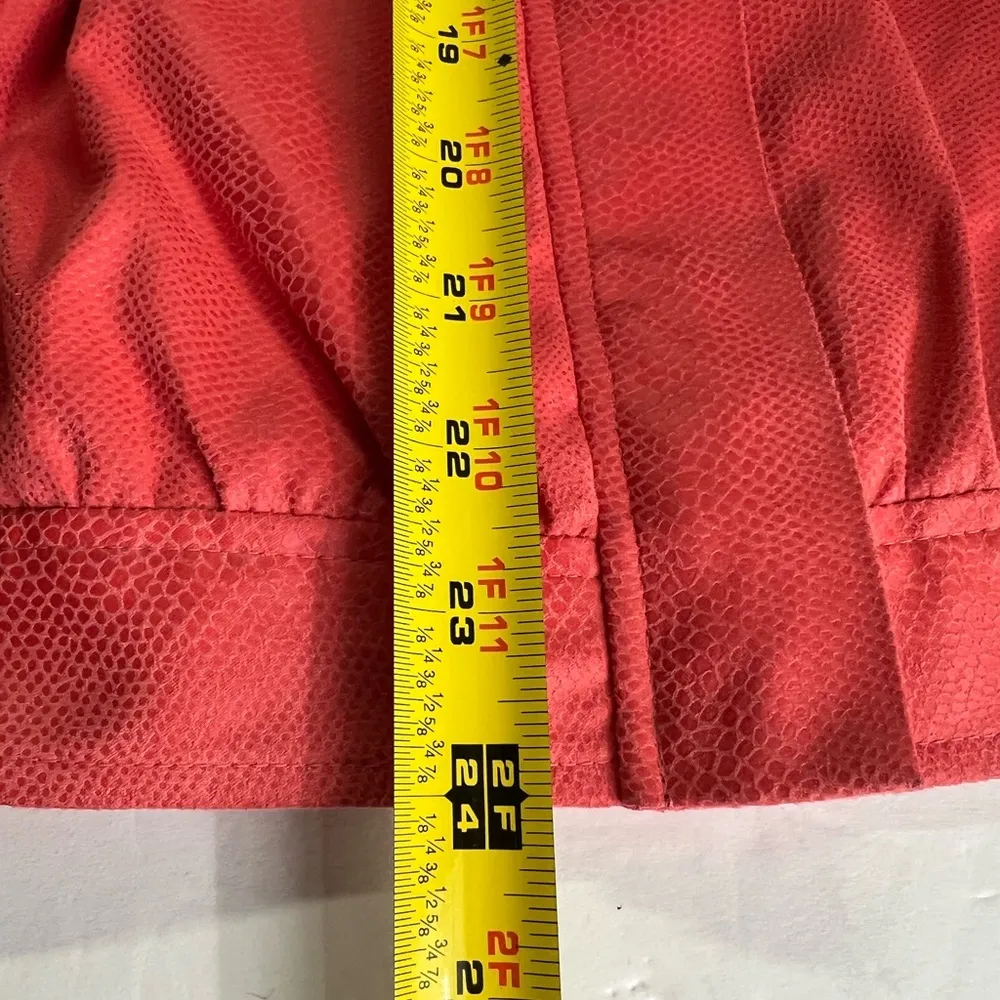 Chico’s animal print 1 M coral 3/4 sleeve zip up jacket pebbled reptile coral - Image 8