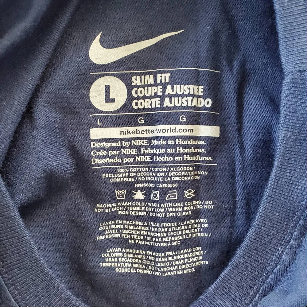 NIKE Women's Seattle Seahawks Russell Wilson Navy Blue Tee L Slim Fit - Image 4