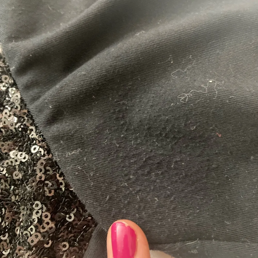 Bebe Black Sequin 3/4 Sleeve Crop Blouse - Image 5