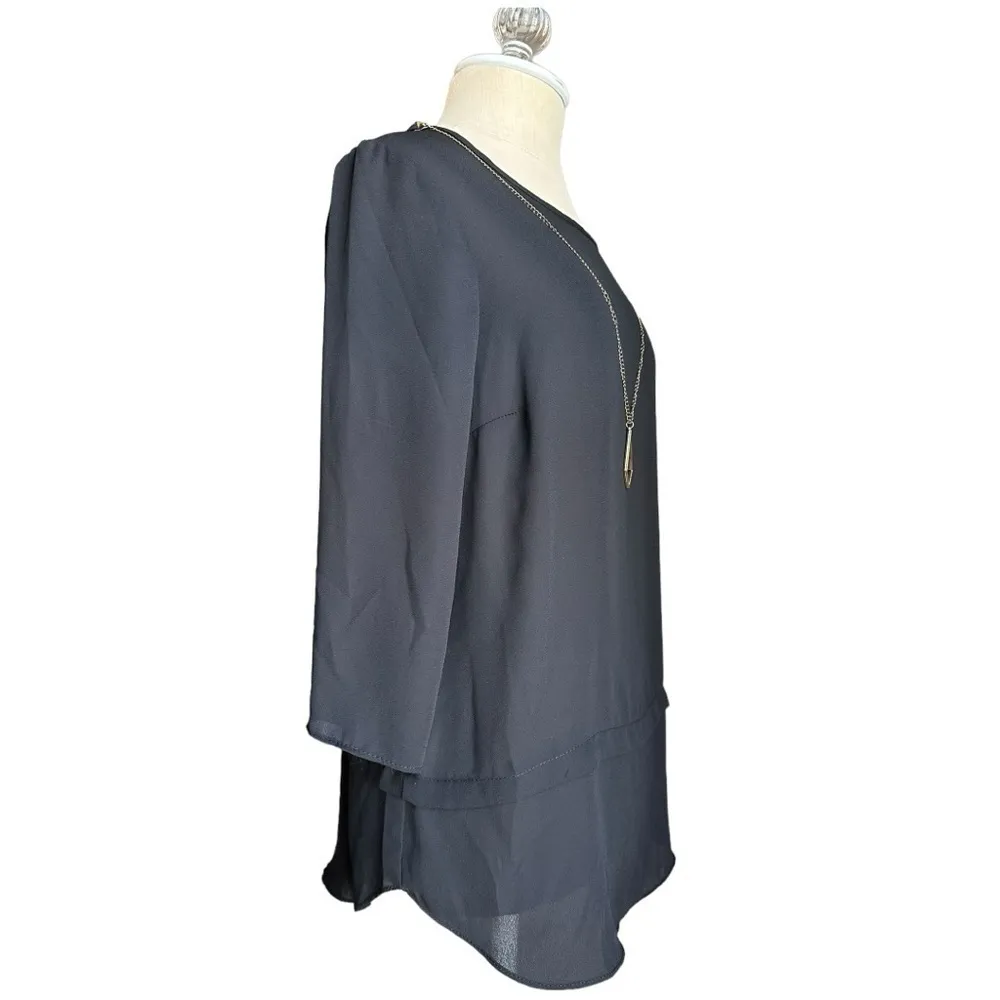 Atmosphere Flowy Black 3/4 Sleeve Blouse with Geometric Necklace Size 4 Small - Image 5