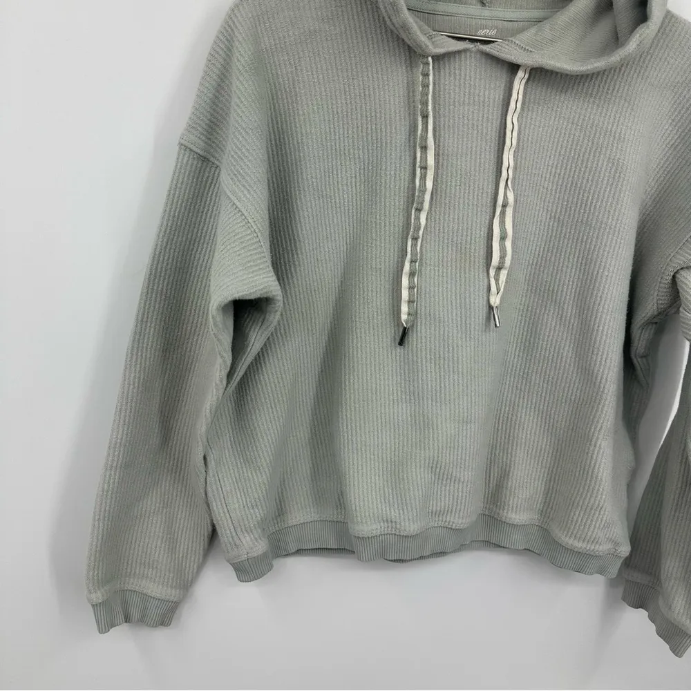 Aerie Green Cropped Hoodie Size Medium Boho Fall Cozy Basics - Image 3
