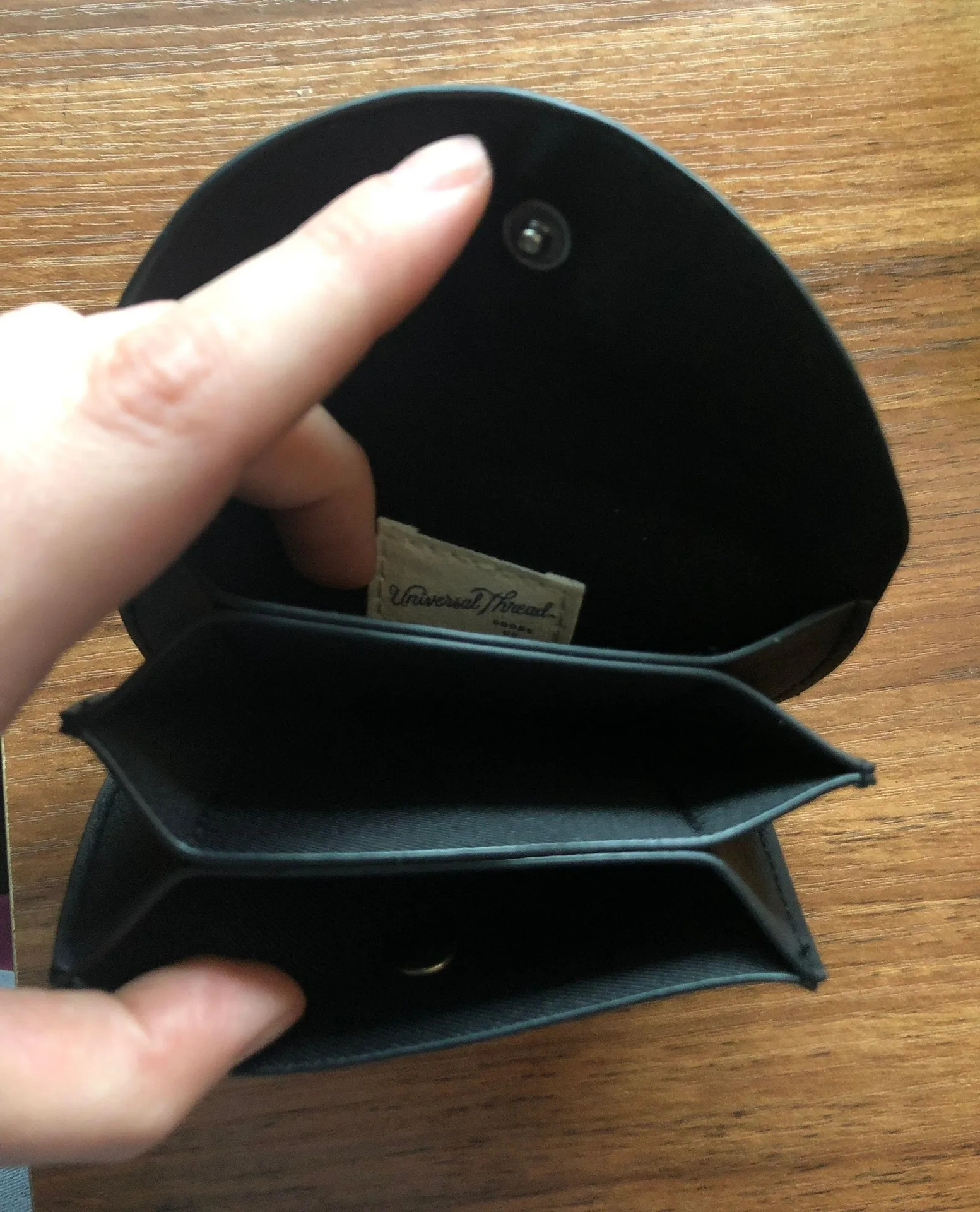 Universal Threads Wallet - Image 3