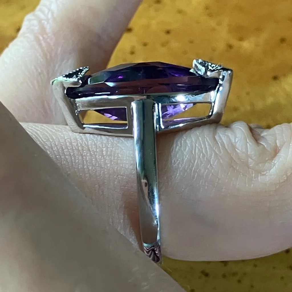 African Amethyst Sterling Silver Cocktail Ring Size 6 - Image 3