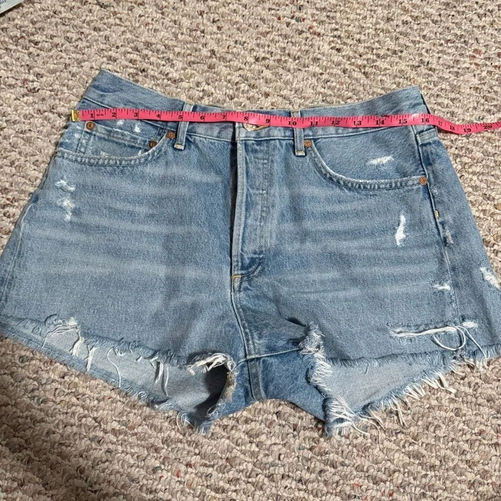AGOLDE Parker Vintage Cut Off Short in Swapmeet
Size 29 - Image 12