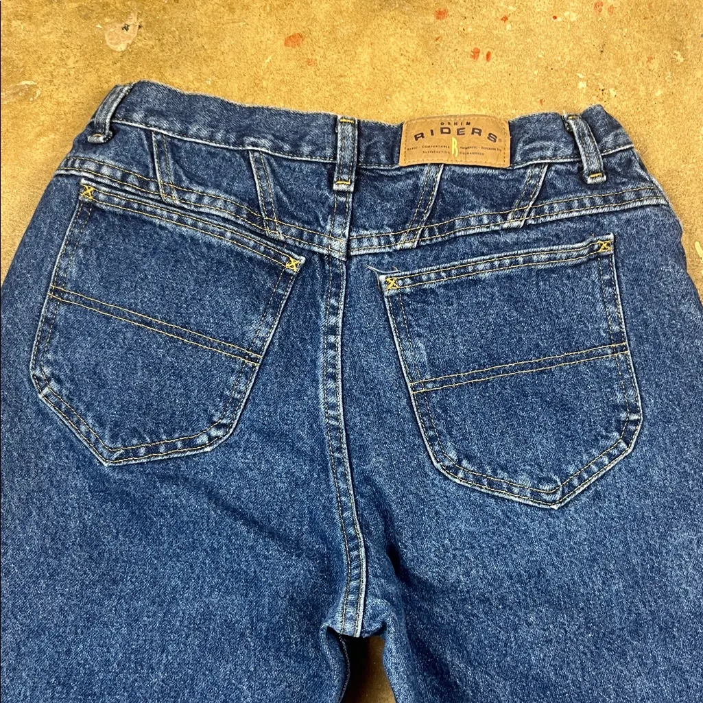 Lee Riders Vintage Classic Blue Denim “Mom” Jeans
Size: 10m (26) - Image 5