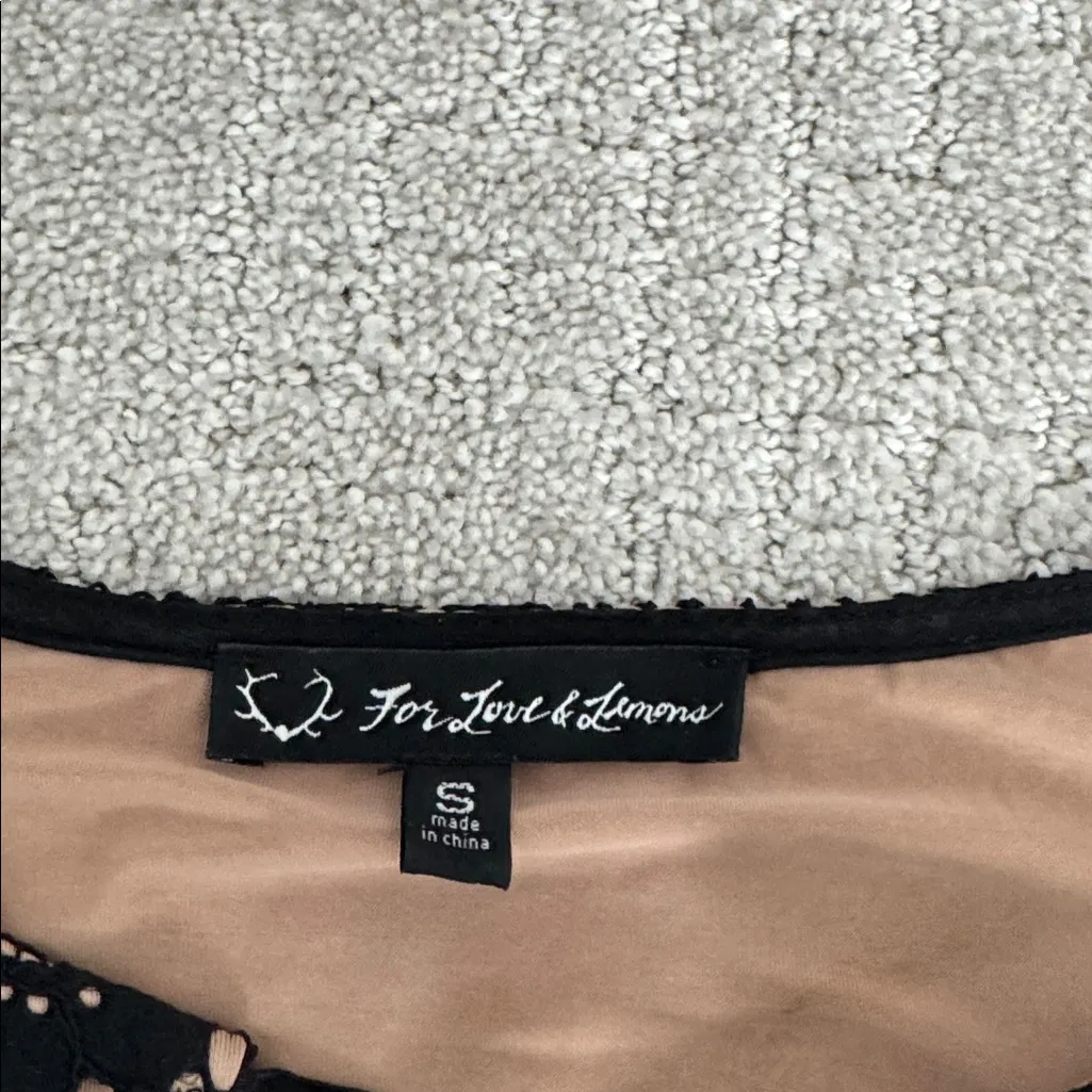 For Love & Lemons Gianna Black Floral Lace 3/4 Sleeve Cropped Top tie low cut - Image 4