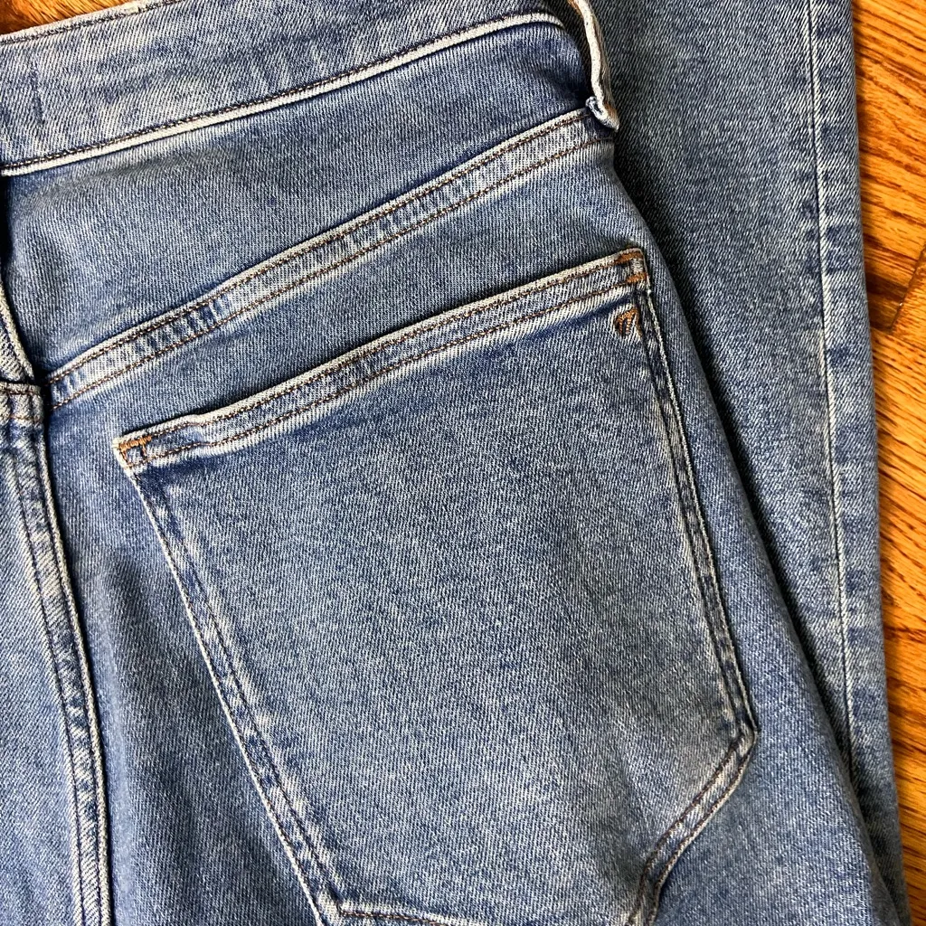 Madewell Curvy Kick Out Women's Straight Leg Blue Jeans - Image 10