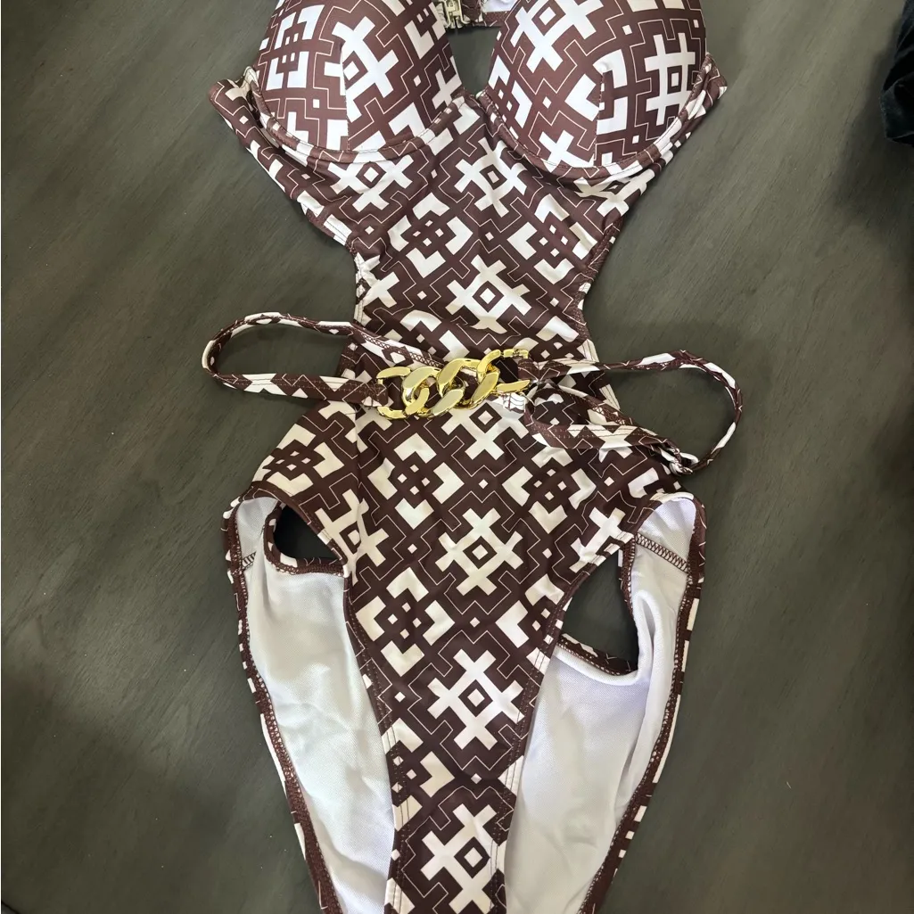 Geometric One - Image 2