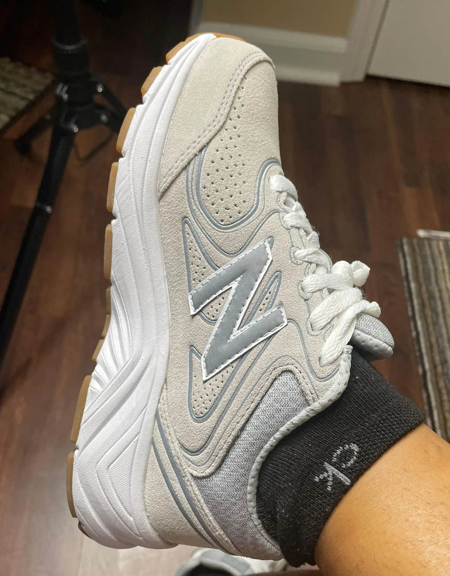 New Balance 840 V2 Walking shoe 🤎 - Image 2