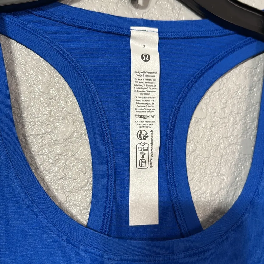 Lululemon Swiftly Tech Racerback Tank Top 2.0 Waist length size 2 cerulean blue - Image 5