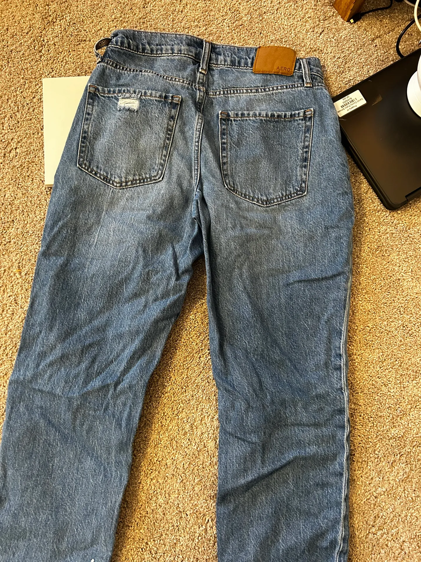 Ripped Jeans - Image 2