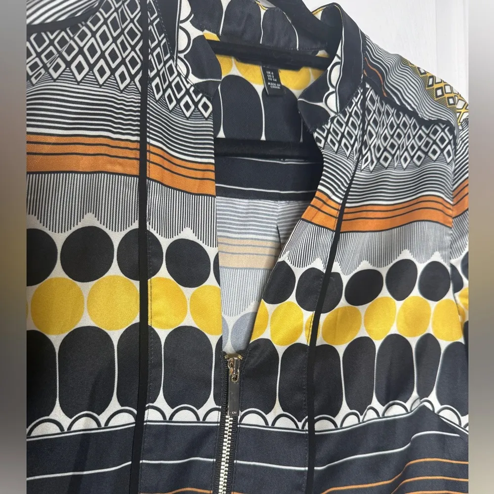 Karen Millen NWOT‎ Geo Stripe Zip Detail Blouse Top US Size 2 - Image 6