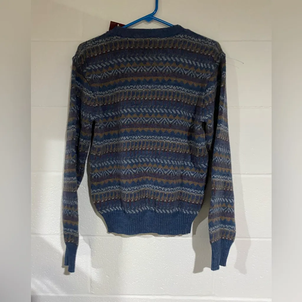 NWT EAGLE POINT SWEATER SMALL - Image 2