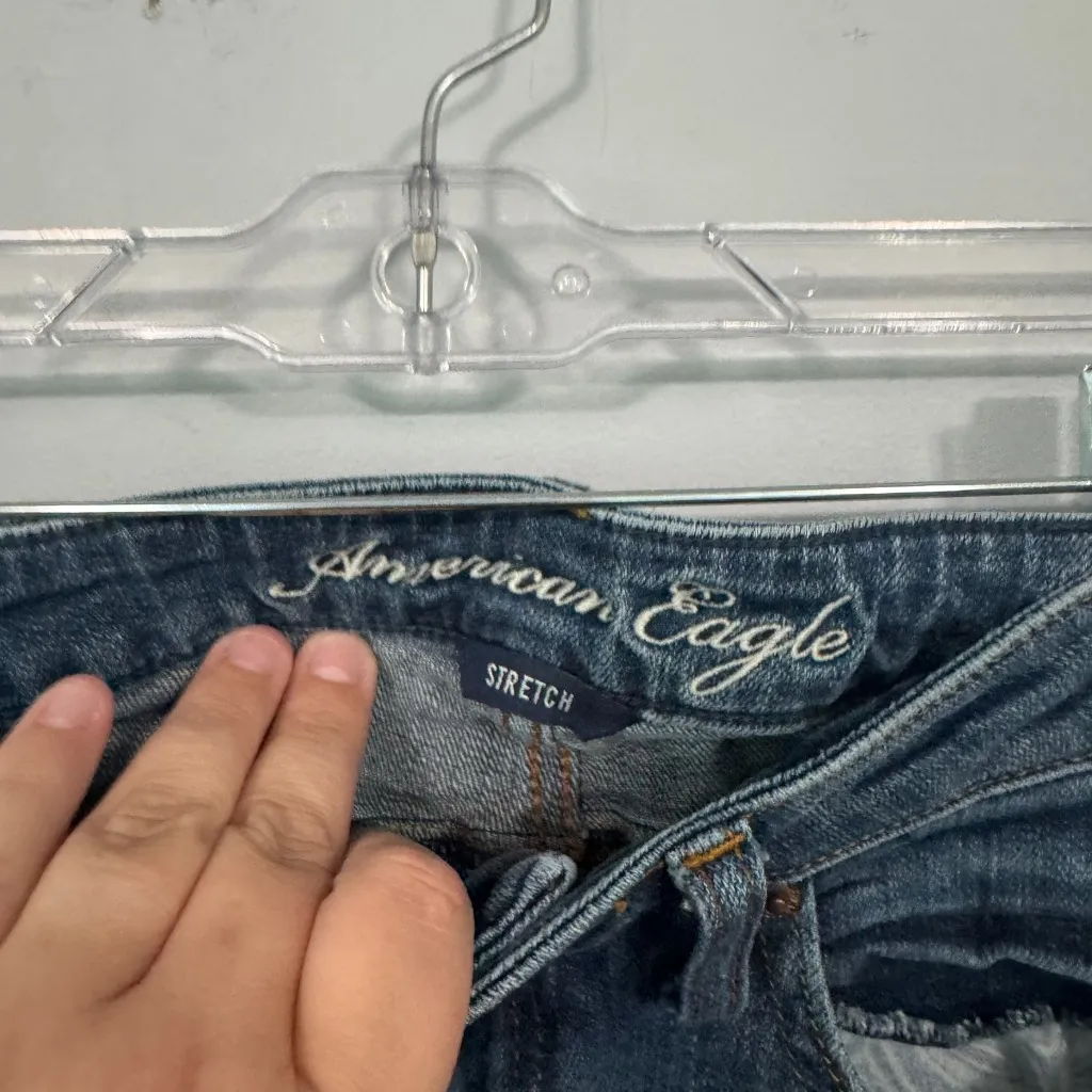 American Eagle Stretch Super Skinny Jeans Women's Size 10 Lighter Medium Wash - Image 4