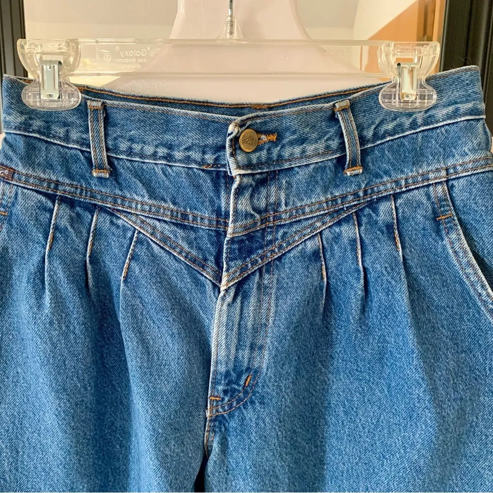 Vintage Chic High Rise Waisted Jeans Size 12 - Image 2