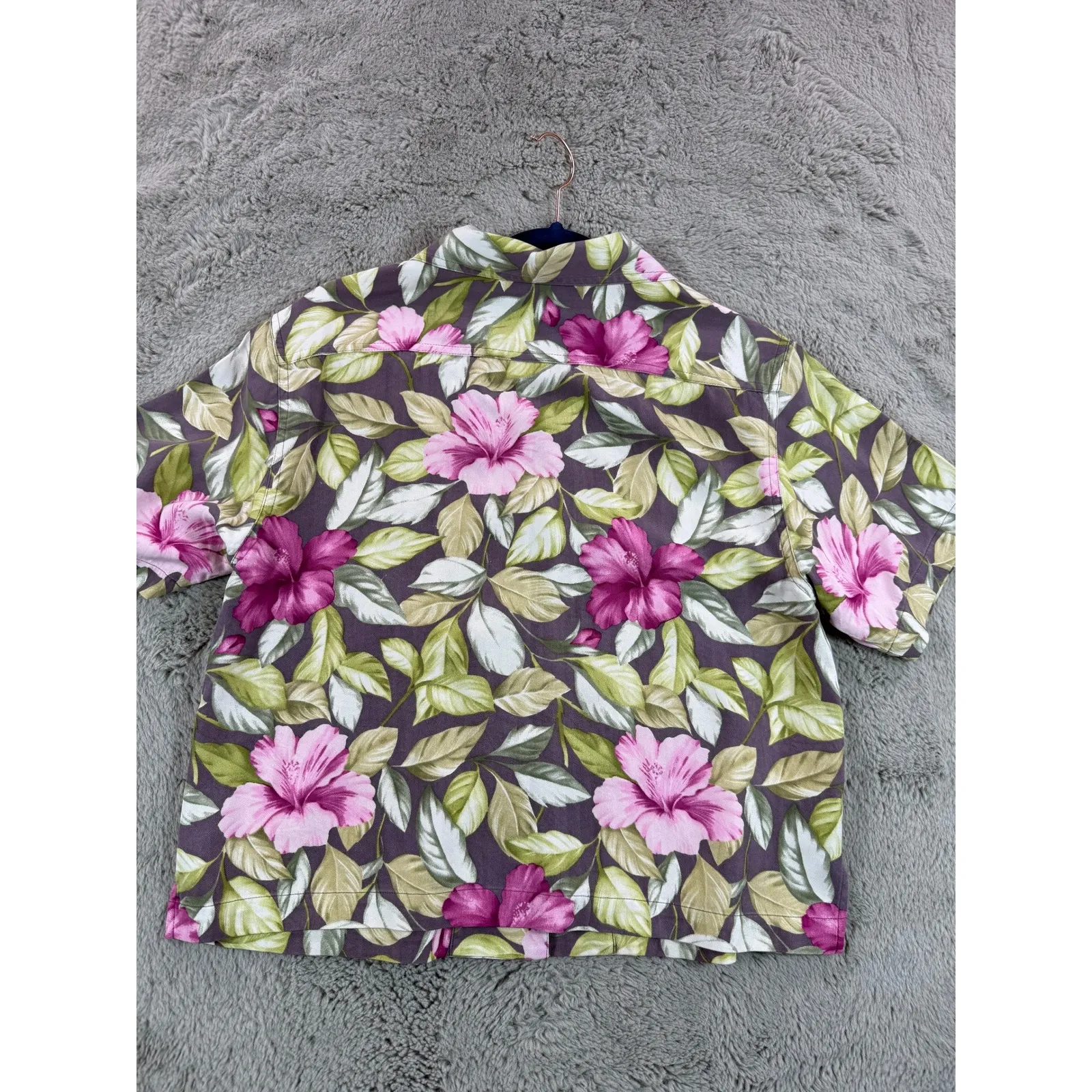 Vtg Tommy Bahama Silk Button Up Blouse Purple Pink Floral Short Sleeve Women's M - Image 4