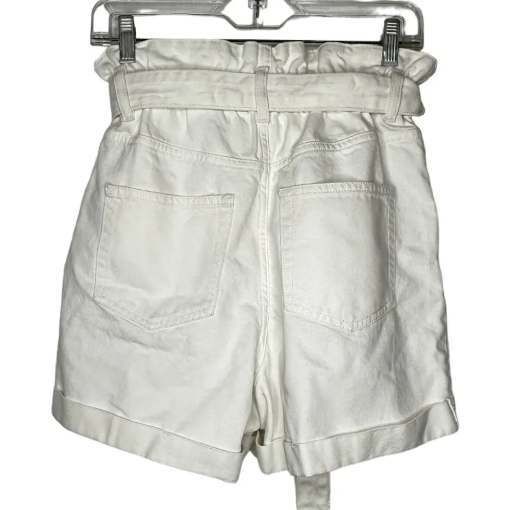 H & M‎ Shorts with Belt - Image 3