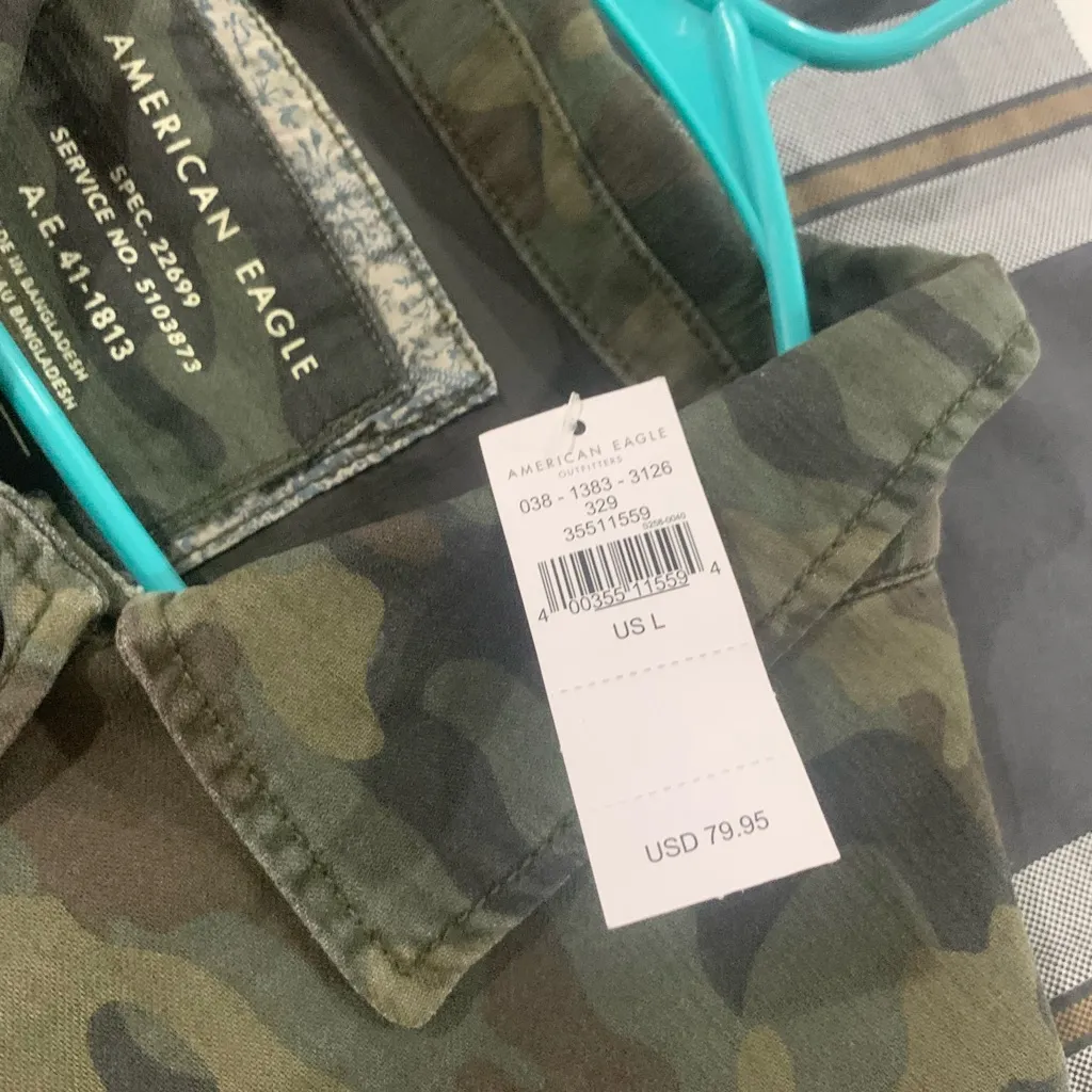 American Eagle Outfitters Green Camouflage Shacket large - Image 4