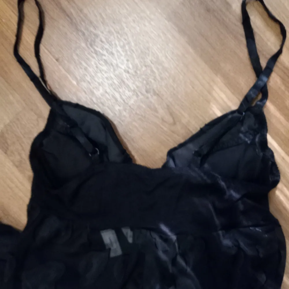 Victorias Secret S Underwire Bra Maxi Gown with Hearts in Black - Image 12