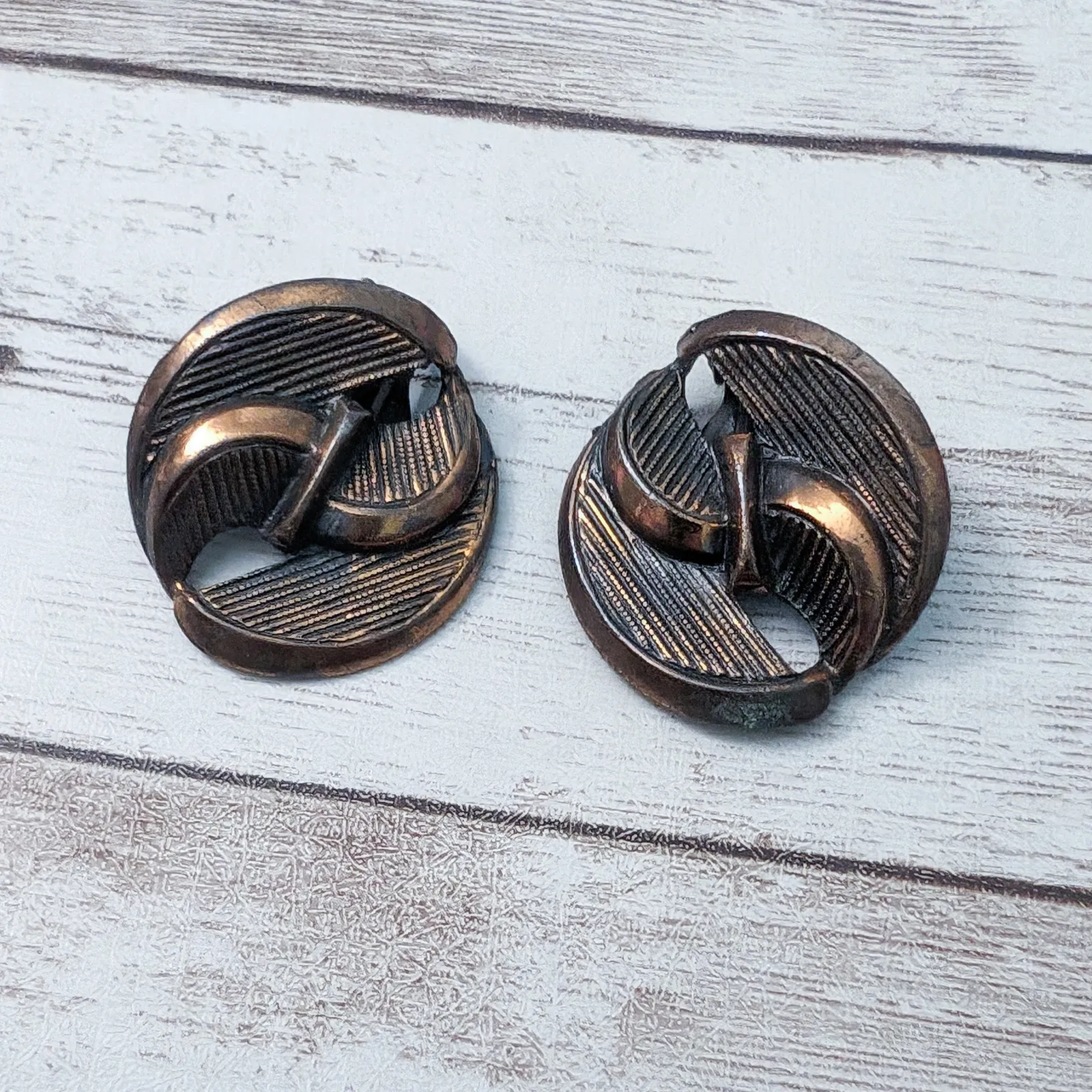 Vintage Clip On Earrings - Image 2
