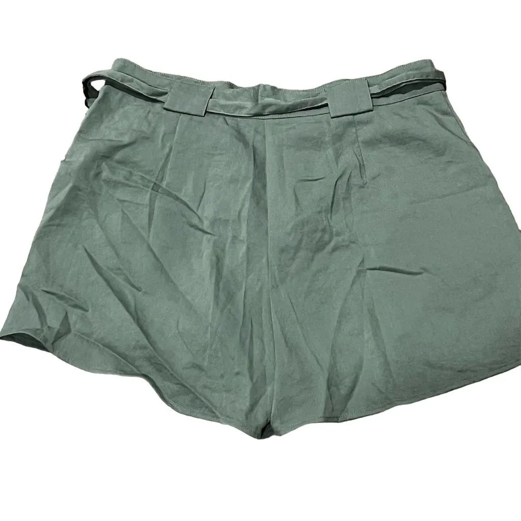 The Fifth Label Women's Olive Green Belted Bermuda Shorts Size XL Casual Summer - Image 3
