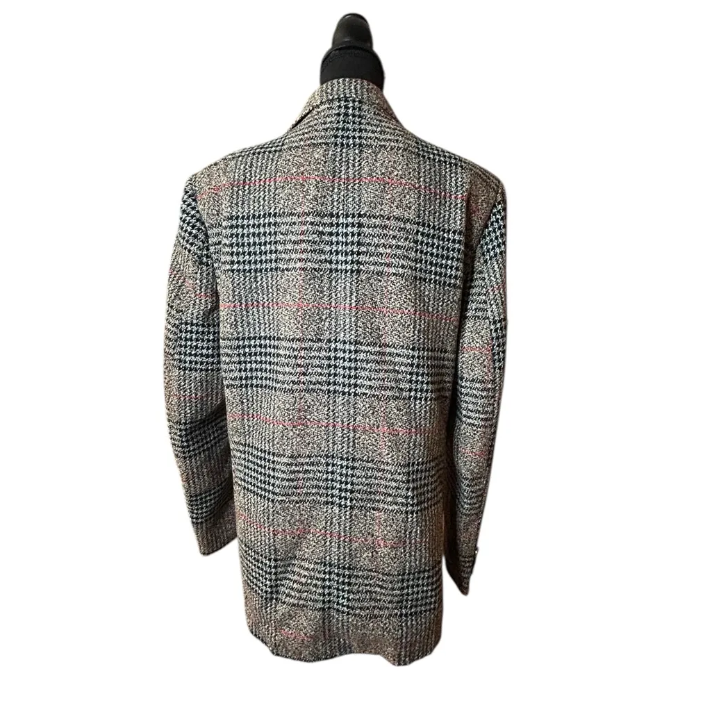 NWOT Women’s Classic Plaid Tweed Blazer with inside pockets Black Size L - Image 8