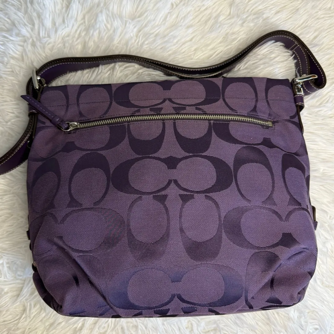 COACH 2010 Purple Signature Duffle Shoulder Bag - Image 2