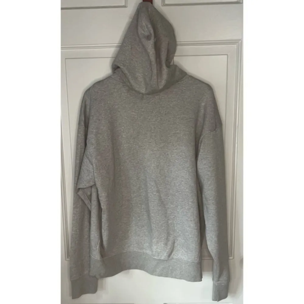 Nordstrom Cristina Martinez Gender Inclusive Gray Floral Graphic Fleece Hoodie - Image 4