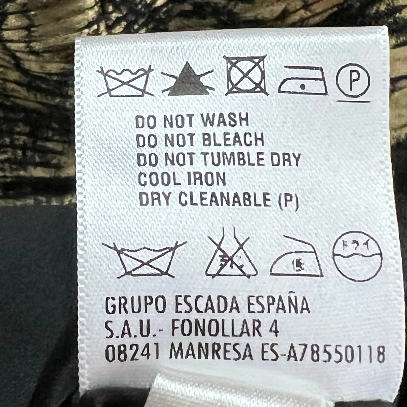 Escada Pencil Skirt US 4 Black Gold Linen Silk Blend Brocade Abstract Glamour - Image 13