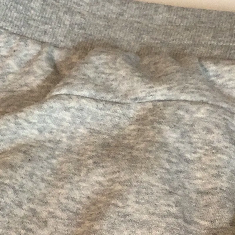 Puma Size 2X Grey Sweatpants With Pockets. New With Tags. - Image 4