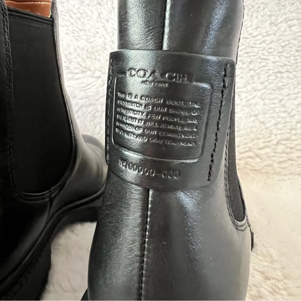 Coach Lyden Chelsea Boots - Black Leather
Lyden booties - Image 3