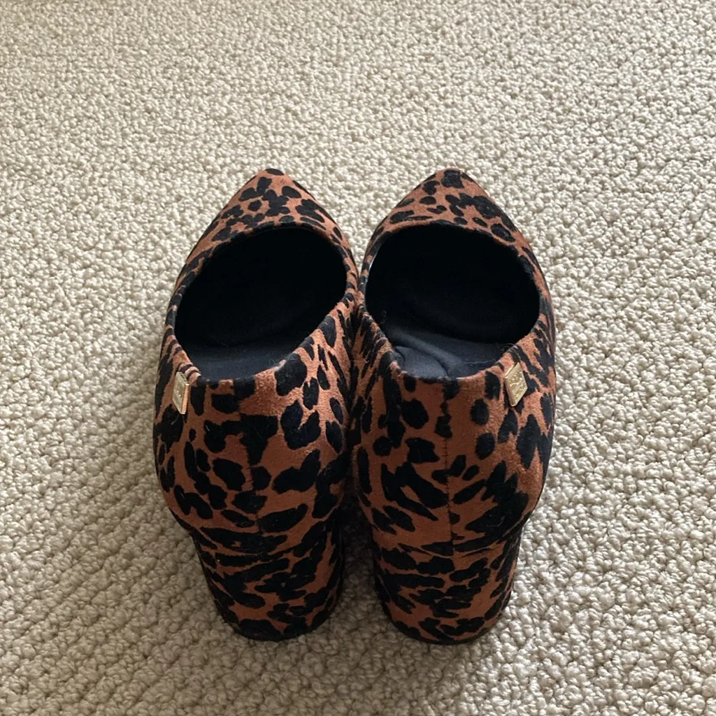 NEW Kenneth Cole Animal Print Block Heels Pumps Women’s Size 8 Ortholite NWOB - Image 9