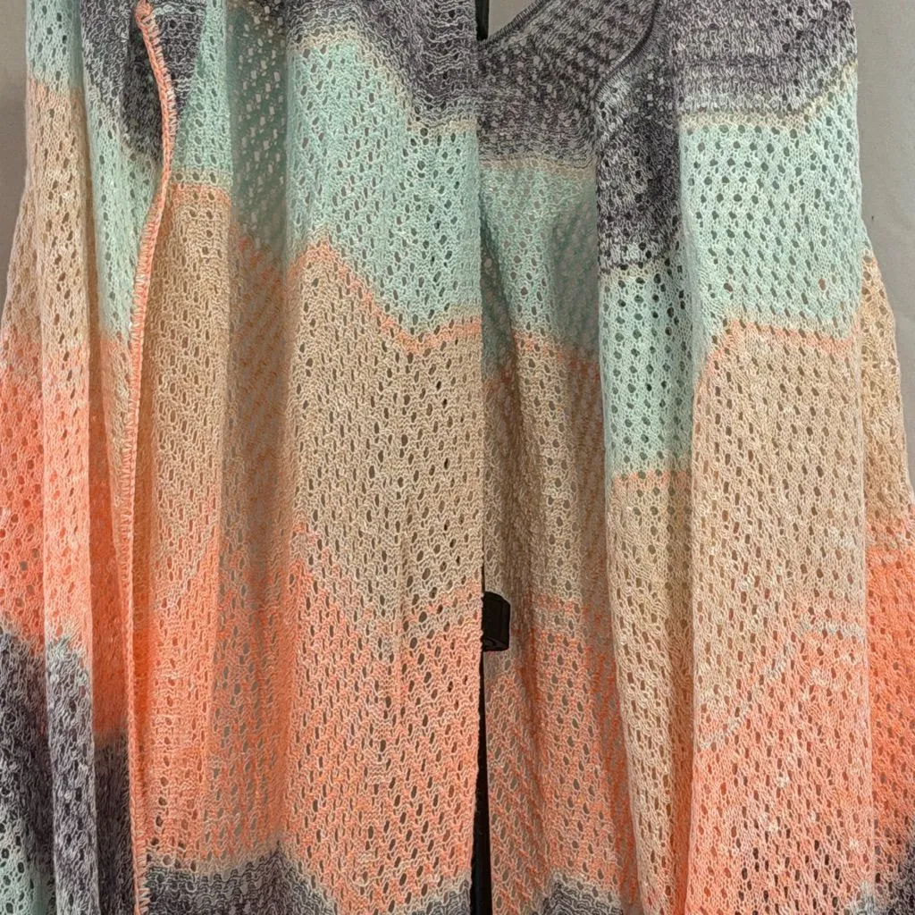 Nasty Gal Vanity Pastel Chevron Knit Poncho size L new - Image 3