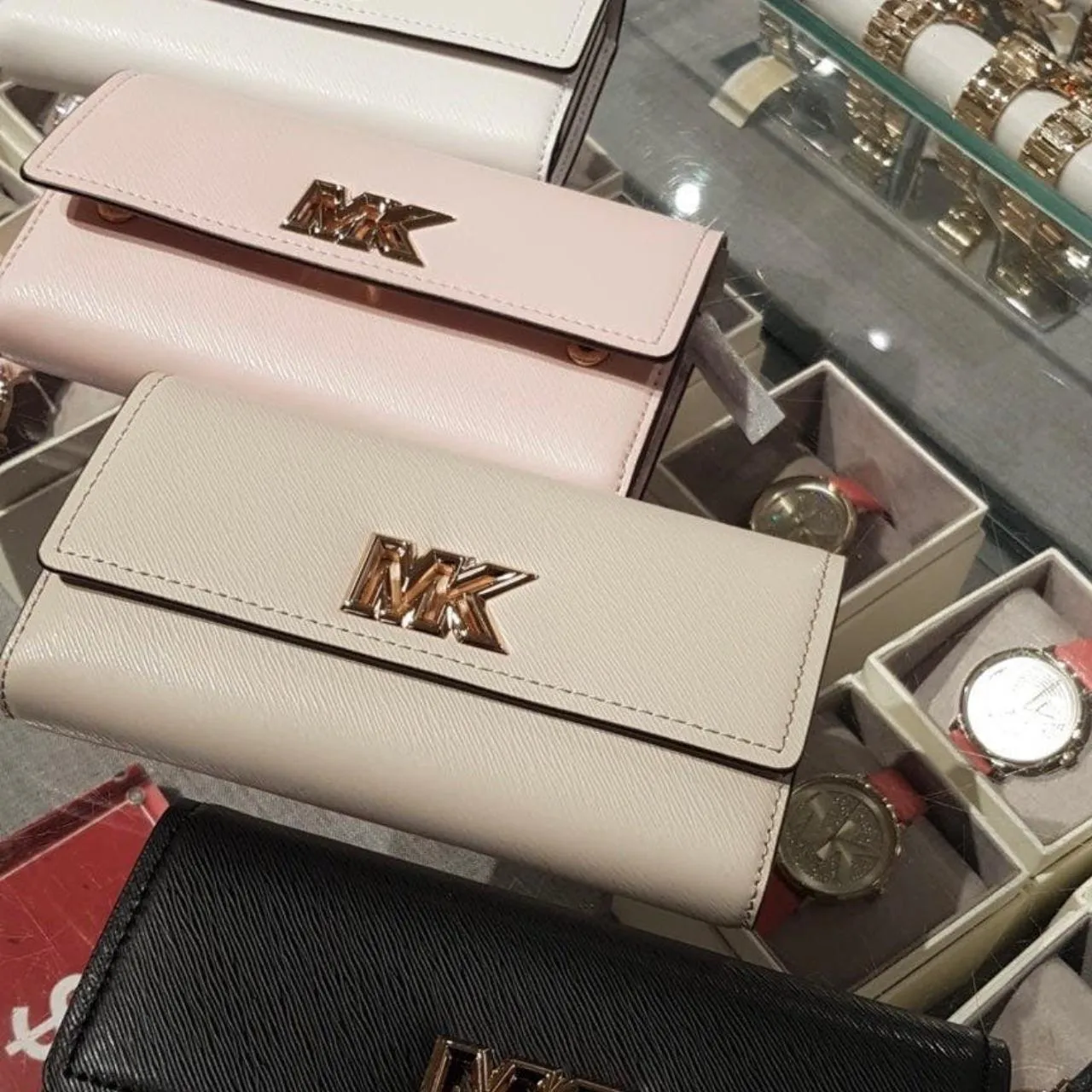 Michael Kors Powder Blush Mimi Large Flap Wallet - Image 8