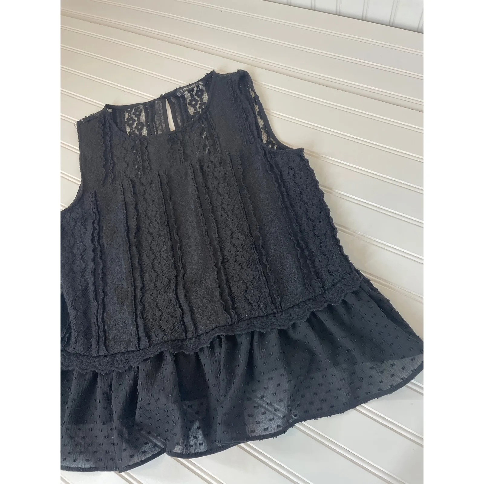 Zara Floral Lace Sleeveless Peplum Top & High Waisted Cropped Pants Bundle Sz M - Image 6