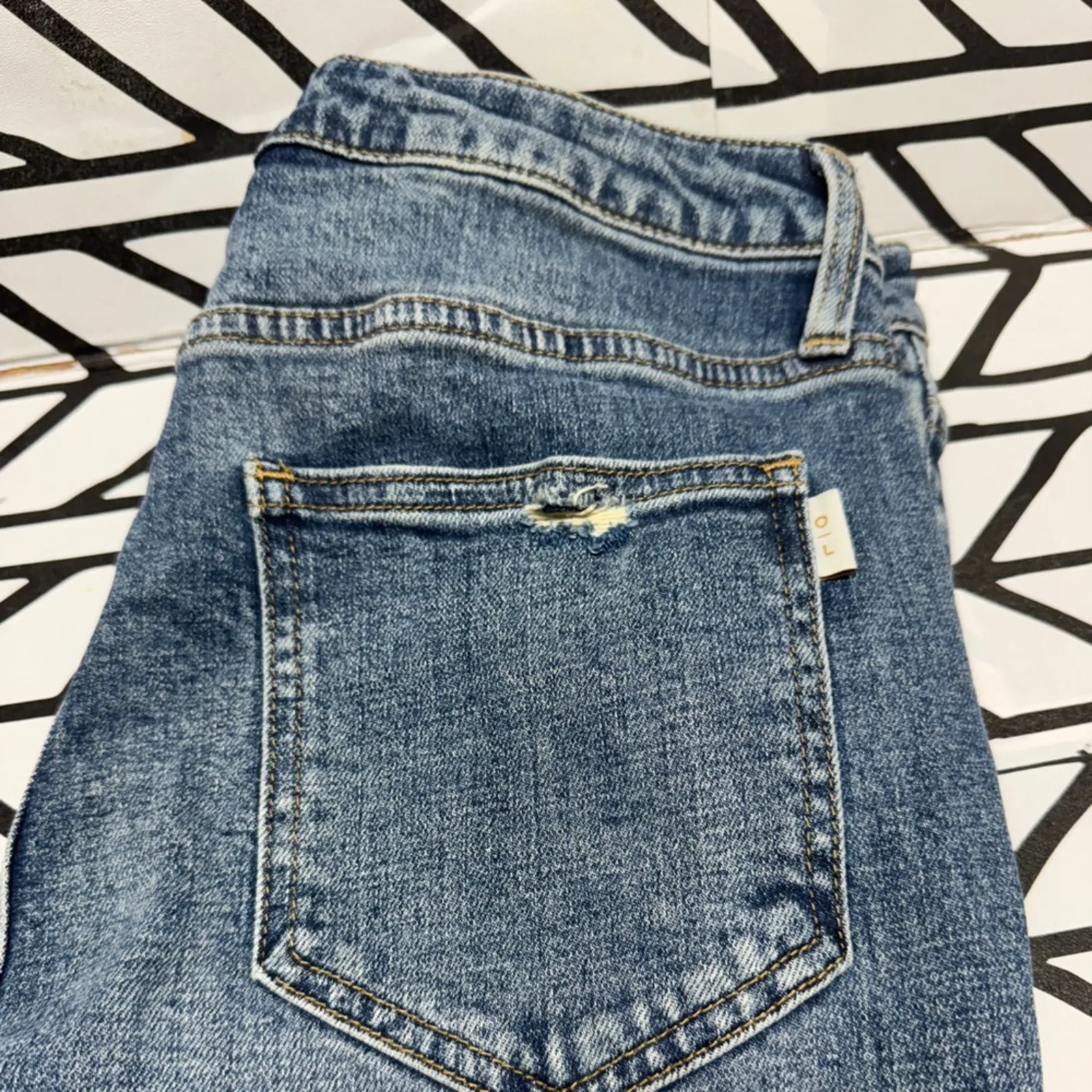 Oliver Logan High Rise Russel Split Flare size 27 - Image 3