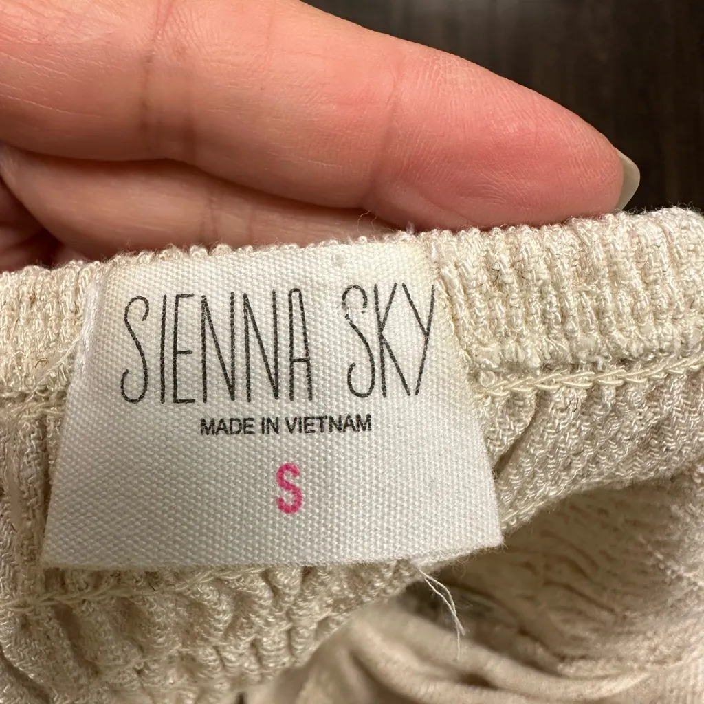 Sienna Sky Cream Linen Blend Crop Top - Image 3