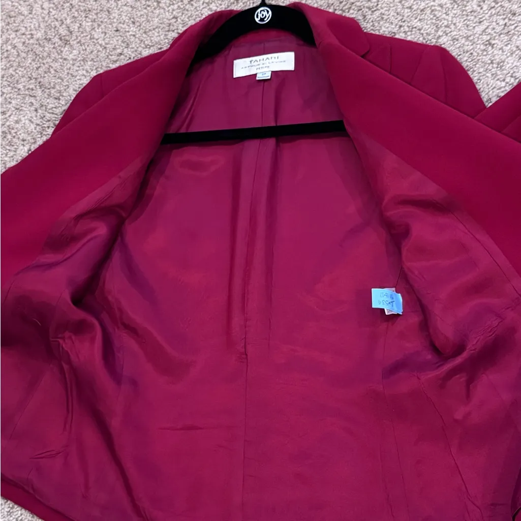 Tahari Arthur S. Levine Red Petite Blazer 2P ClassicWorkwear Holiday Office Chic - Image 5