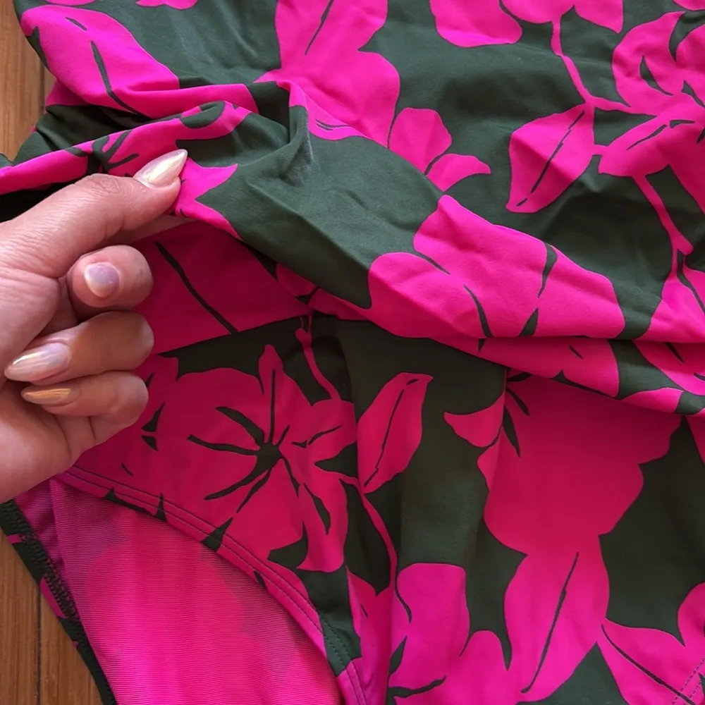 Anthropologie Boden Floral Pink & Green Ruched One Piece Swimsuit - Image 4