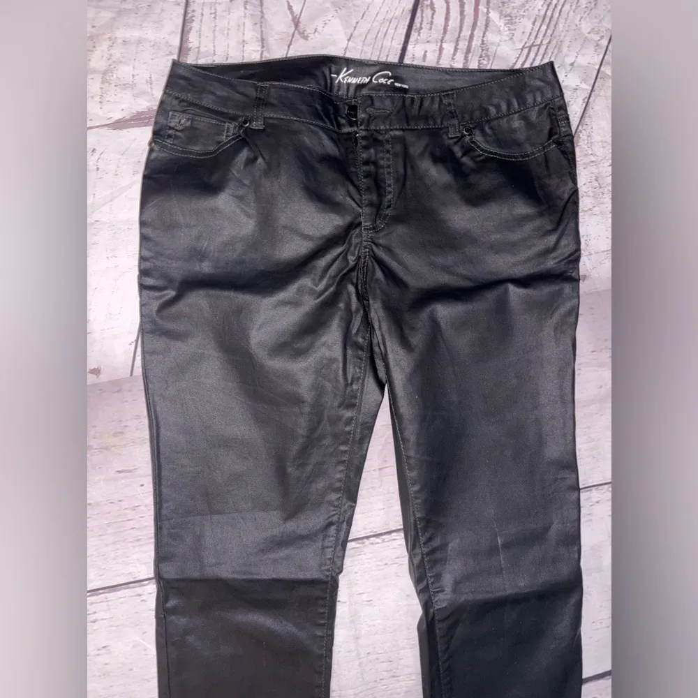 Kenneth Cole nwot women’s 28 Black Coated Skinny Jeans - Image 9