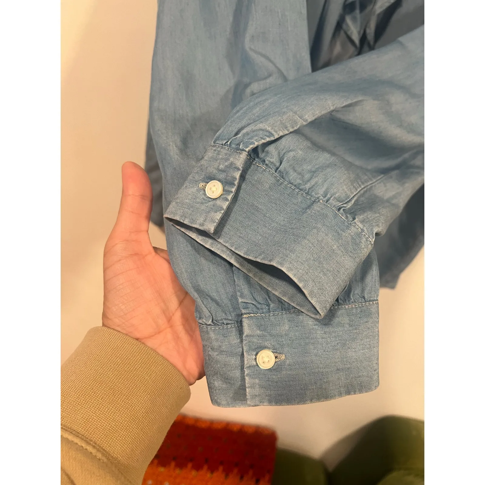 Loft Ann Taylor Chambrey Ruffled Button Down Blouse L Business Casual Officewear - Image 6