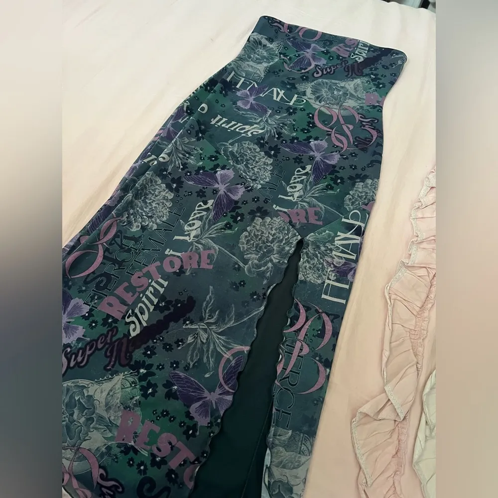 COPY - Urban Outfitters Floral Print Sleeveless Dress - Image 5