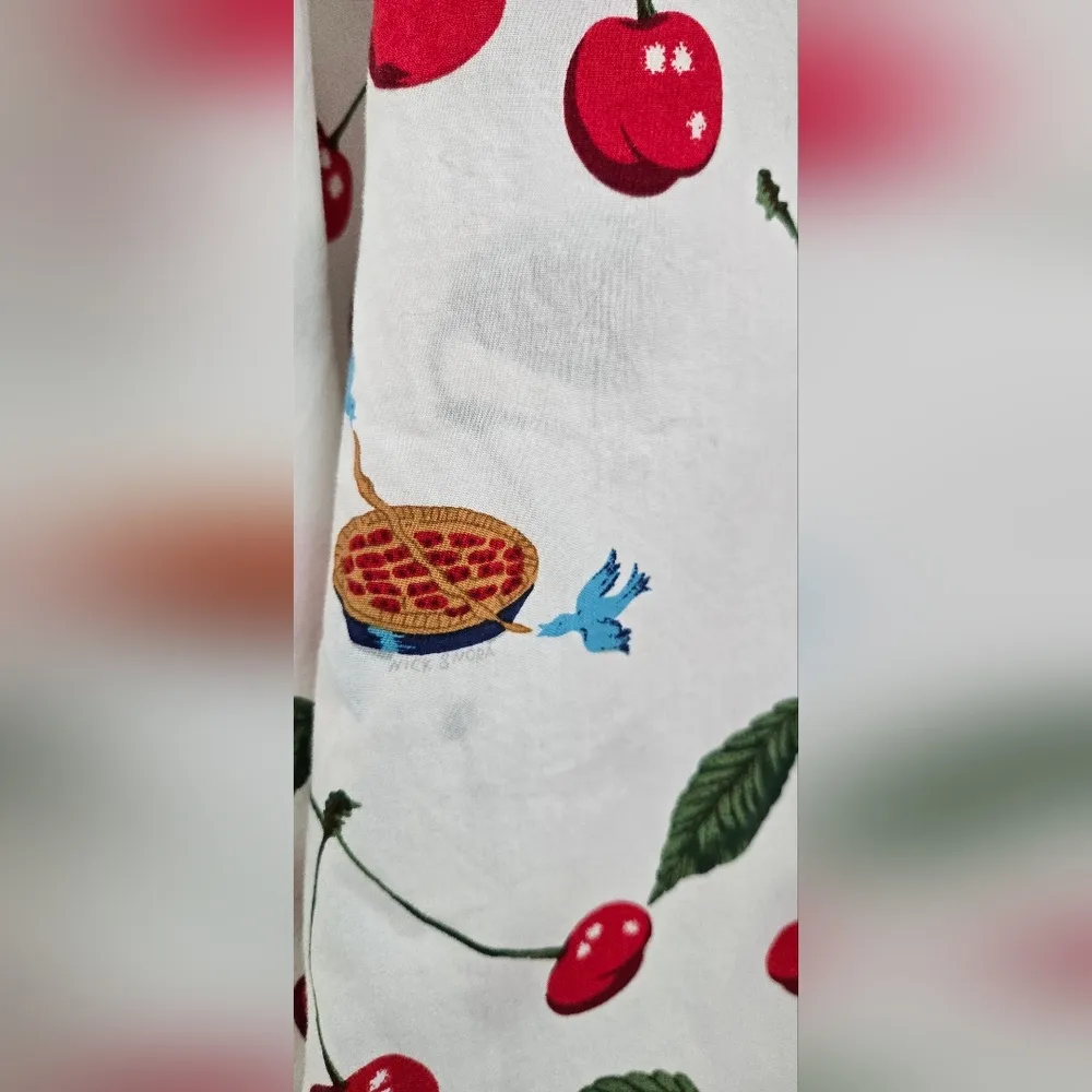 Nick & Nora  Cherry Pie Blue Birds Pajama Top size Small - Image 7