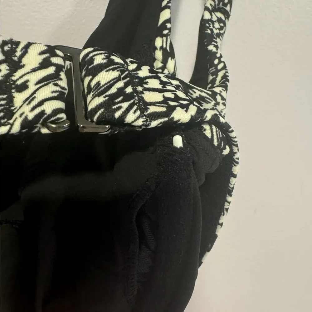 Athleta Bondi bra cup bikini top - Image 5